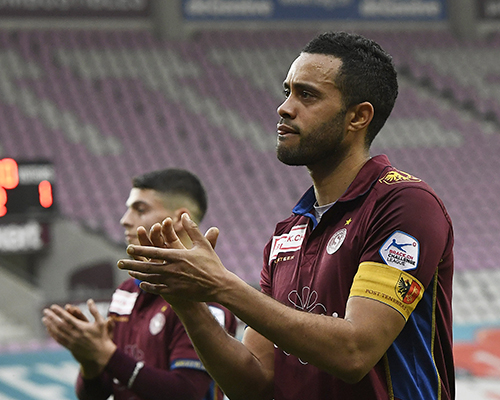 Prolongation du contrat d'Alexandre Alphonse
