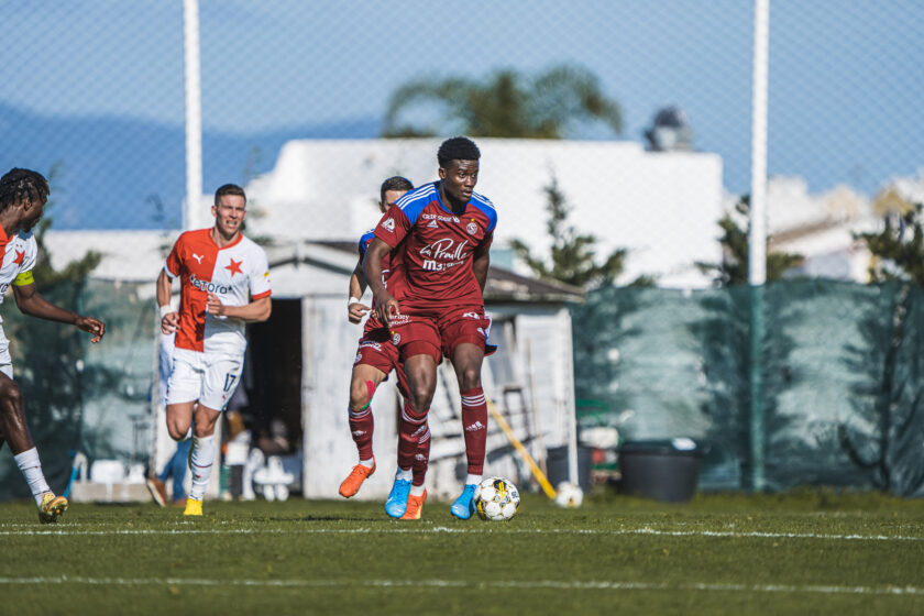 Double rencontre contre le Slavia Prague