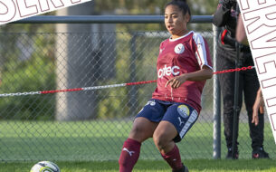 Mahélys Dorval : J'ai hésité à arrêter le foot, aujourd'hui je ne regrette pas