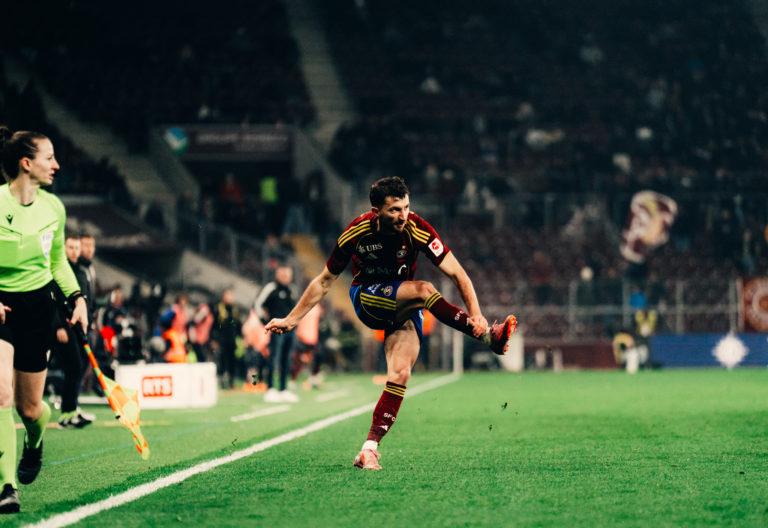 2025-11-08-SFC-THU-56