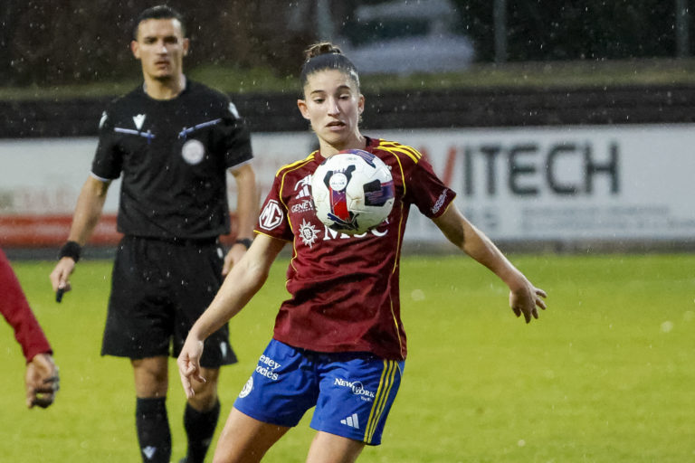 Schweiz, Frauen Fussball, AXA Women’s Super League, 2025/2026, Servette FC Chenois Feminin vs. FC Luzern, 15.11.2025