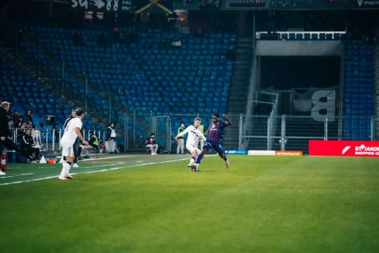 2025-12-20-FCB-SFC-061