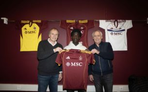 Premier contrat professionnel pour Mardochee Miguel